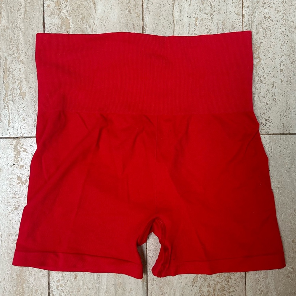H&M Athletic Workout Short (Medium) - Red
